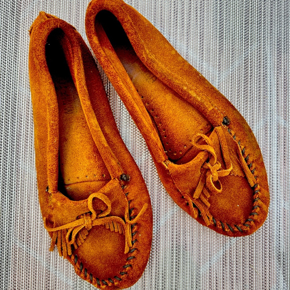Minnetonka Moccasins Size 8.5